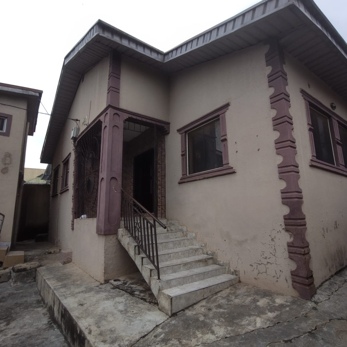 Spacious 3 Bedroom Flat With 3 Toilets property image
