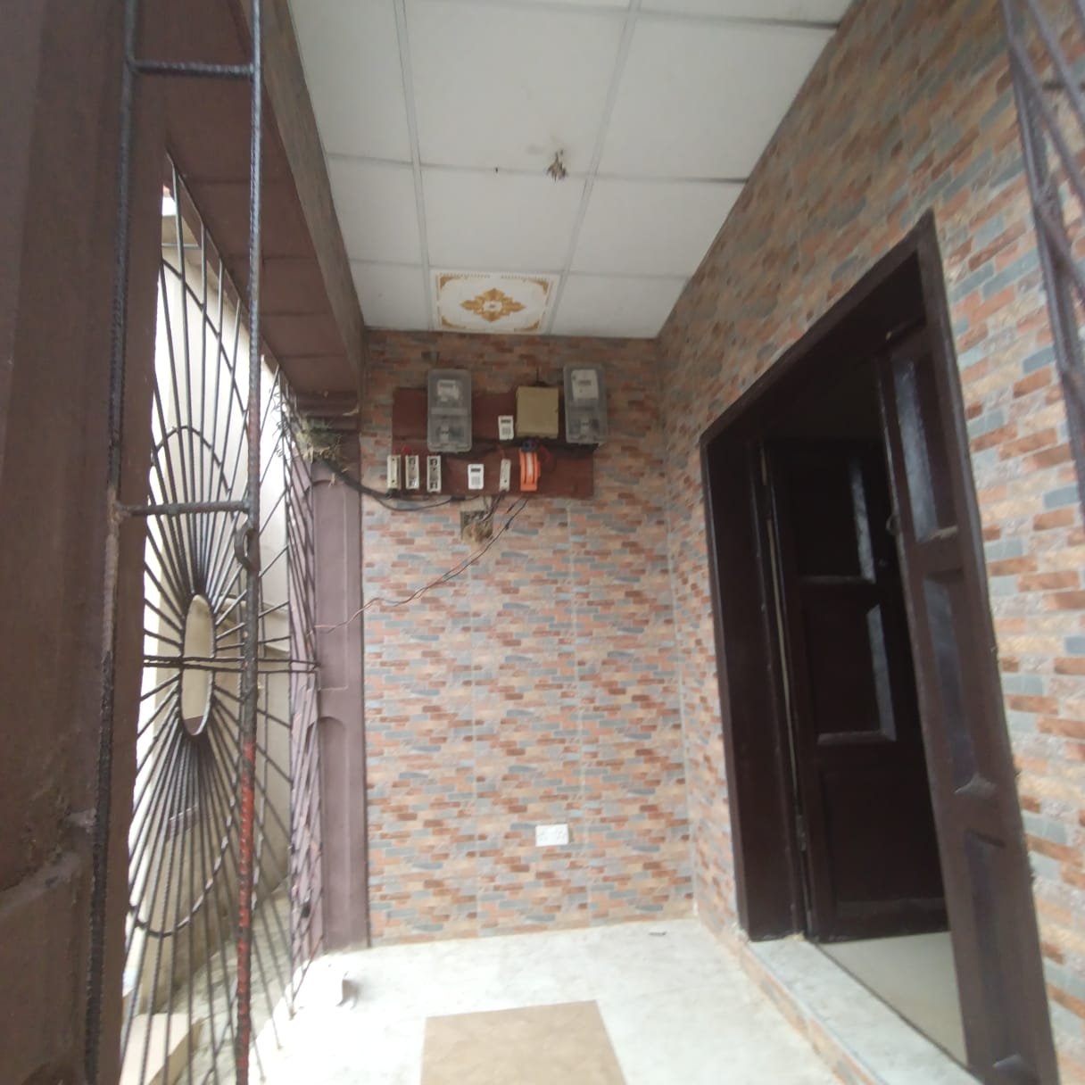 Spacious 3 Bedroom Flat With 3 Toilets property image