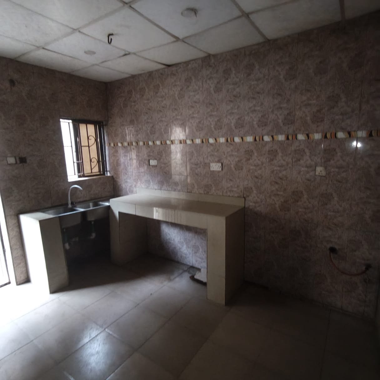 Spacious 3 Bedroom Flat With 3 Toilets property image