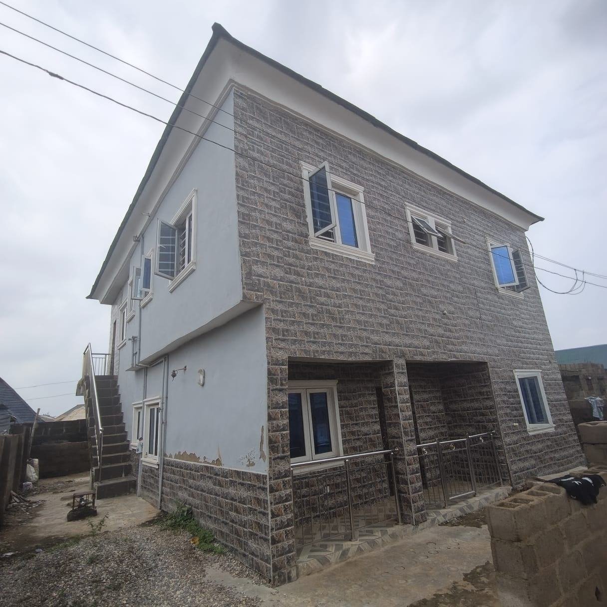 Lovely POP Mini Flat En Suite for Rent in Orimerunmu, Asese