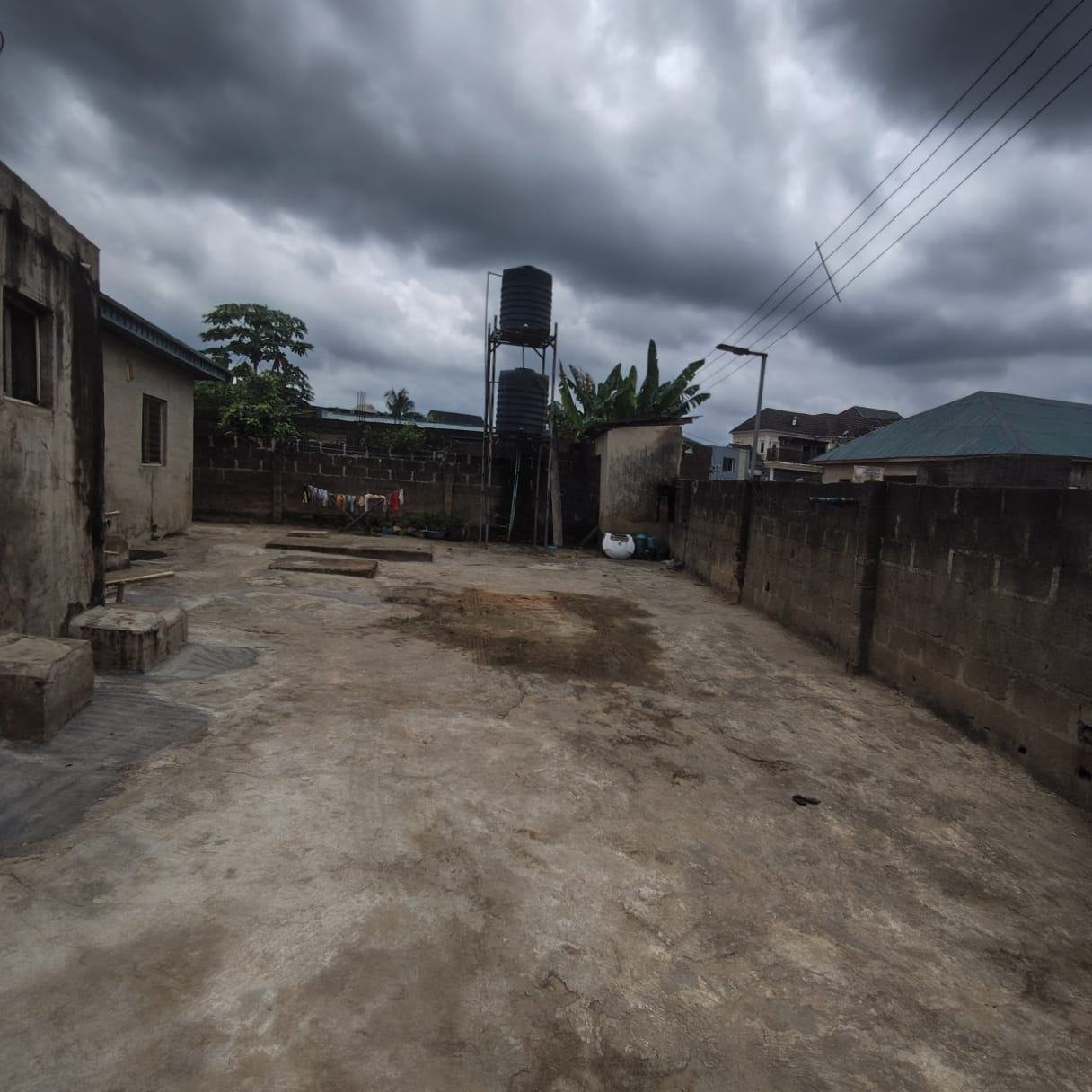POP 2 Bedroom Flat with Spacious Rooms for Rent at Orimerummu, Asese property image