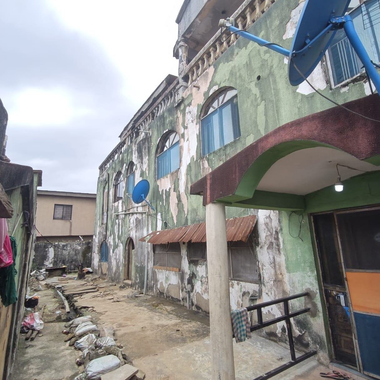 Massive 20-Unit Apartment Property on 3 Plots for Sale at Agbara property image