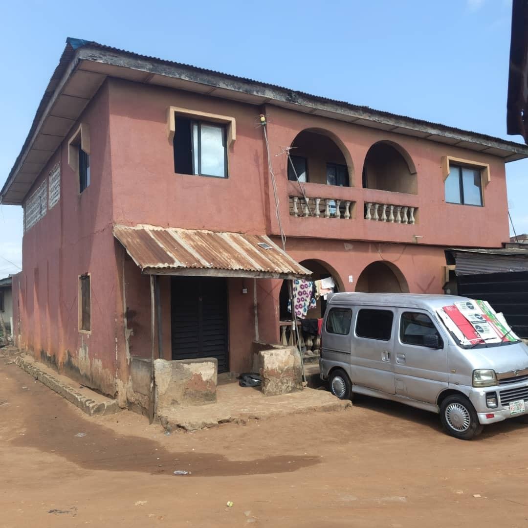 Massive 6 Bedroom House with Two Living Rooms for Sale in Agbara