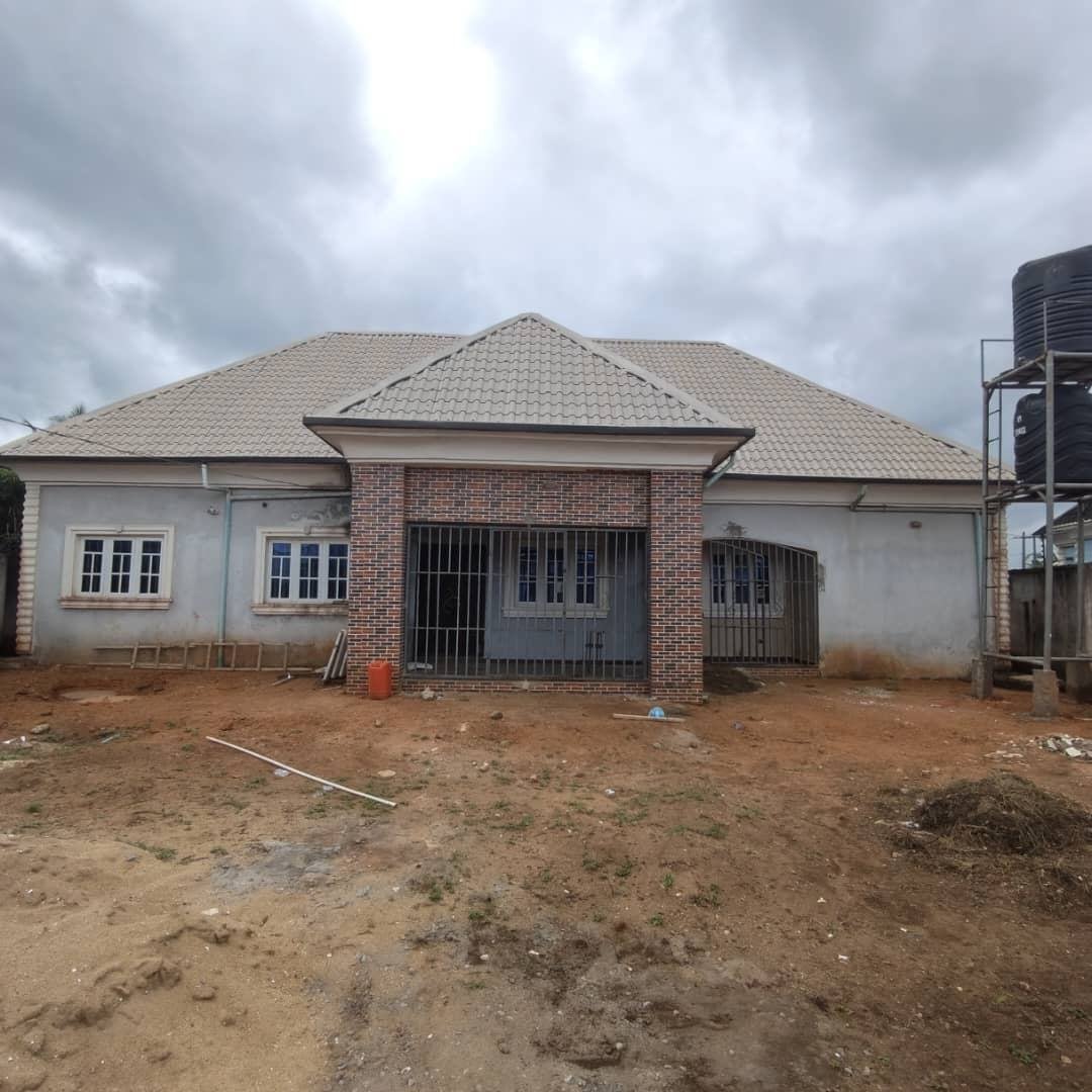 Clean 2 Bedroom Flat En Suite for Rent at Cele 1 Idanyin, Agbara