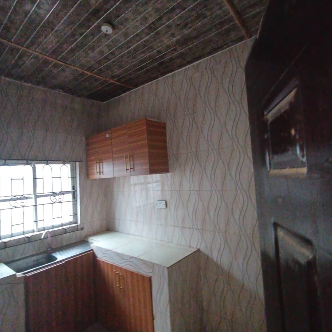 Clean 2 Bedroom Flat En Suite for Rent at Cele 1 Idanyin, Agbara property image