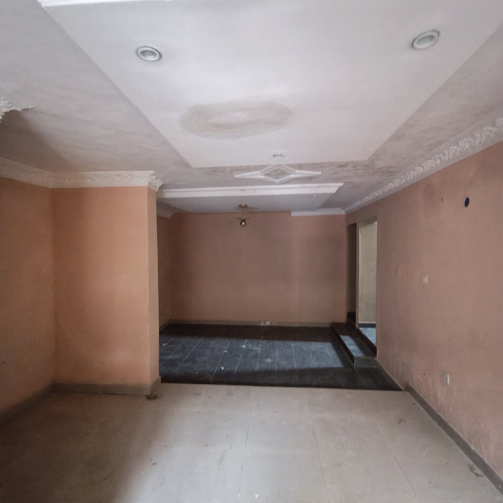 Newly built lovely POP 2 bedroom flat property image