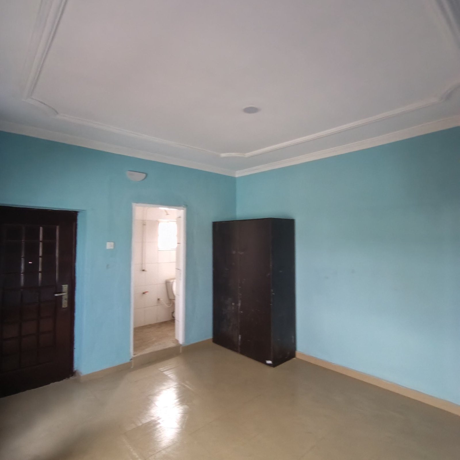 Newly built lovely POP 2 bedroom flat property image