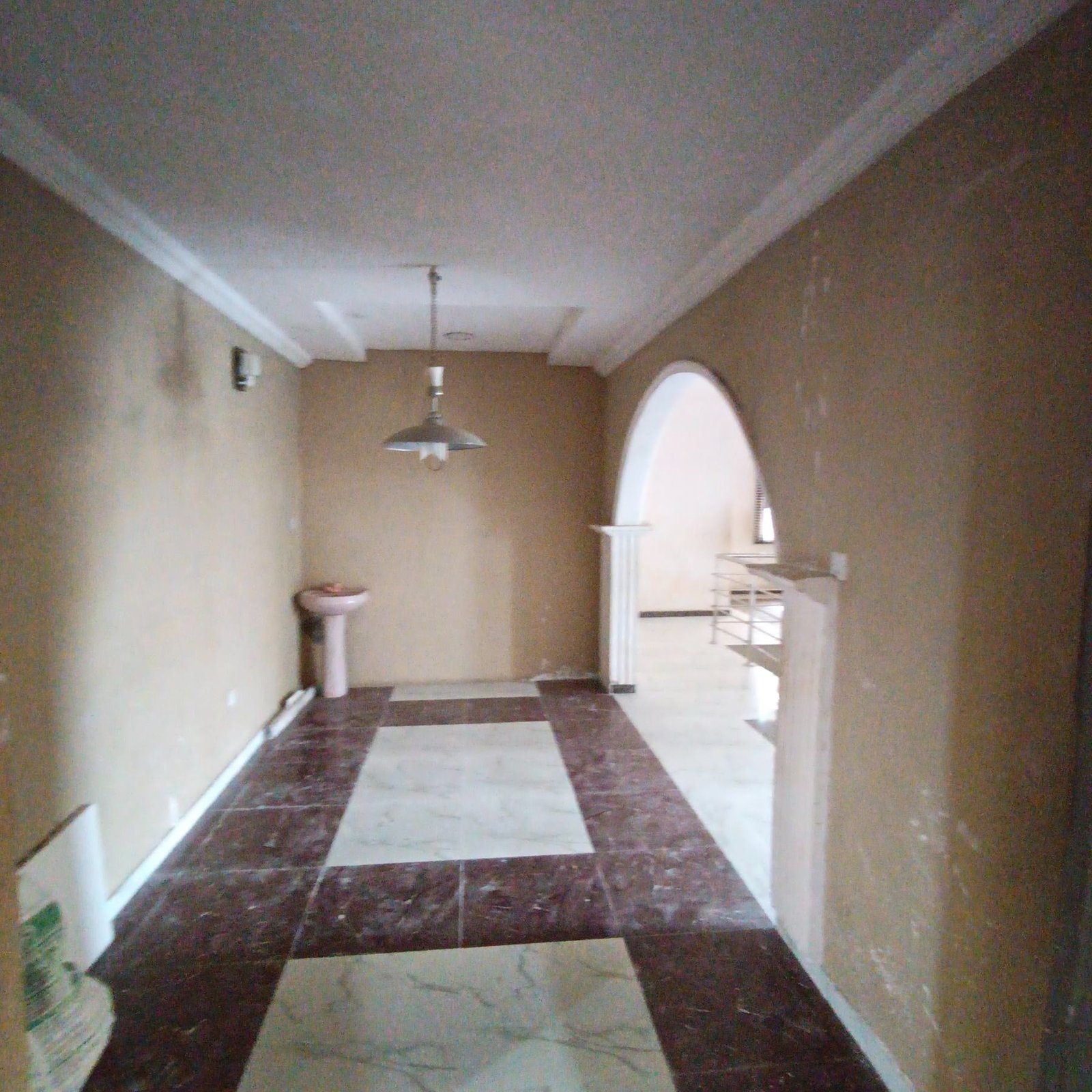 Luxurious 2 Bedroom Flat with 4 Toilets/Personal Staircase property image
