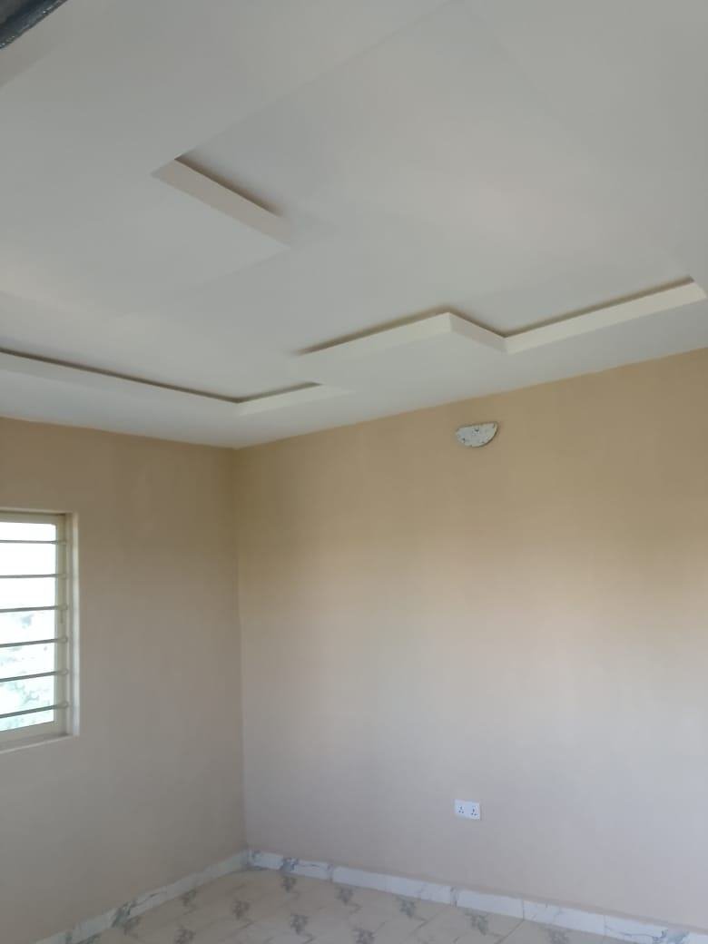 Newly Built Lovely POP Mini Flat Upstairs for Rent in Magboro. property image