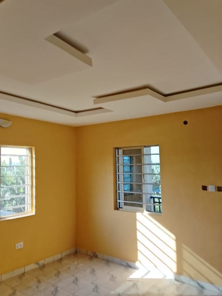Newly Built Lovely POP Mini Flat Upstairs for Rent in Magboro. property image